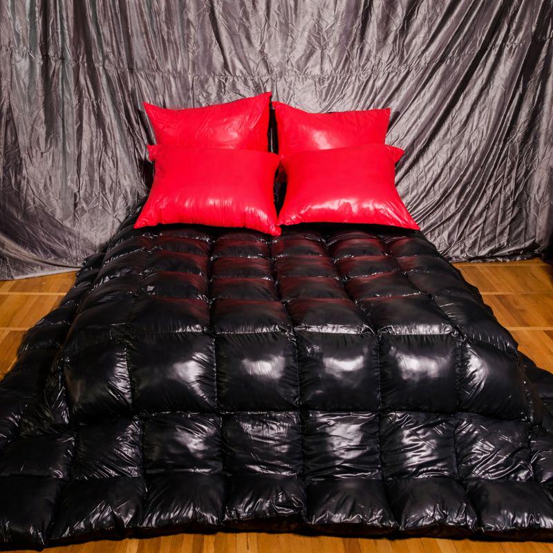 Double Bed Shiny Nylon Red and black Set with 2 Pillows